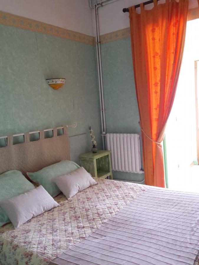 Hotel Font De Lauro Saumane-de-Vaucluse Kültér fotó